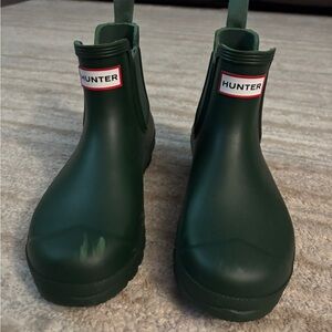 Hunter Green Chelsea Rain Boots - women’s